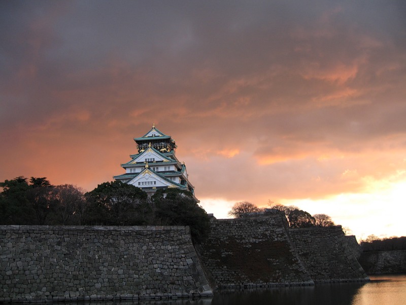 Замок в Осаке (замок Осака)